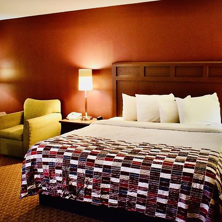 Red Roof Inn & Suites ליטל רוק מראה חיצוני תמונה