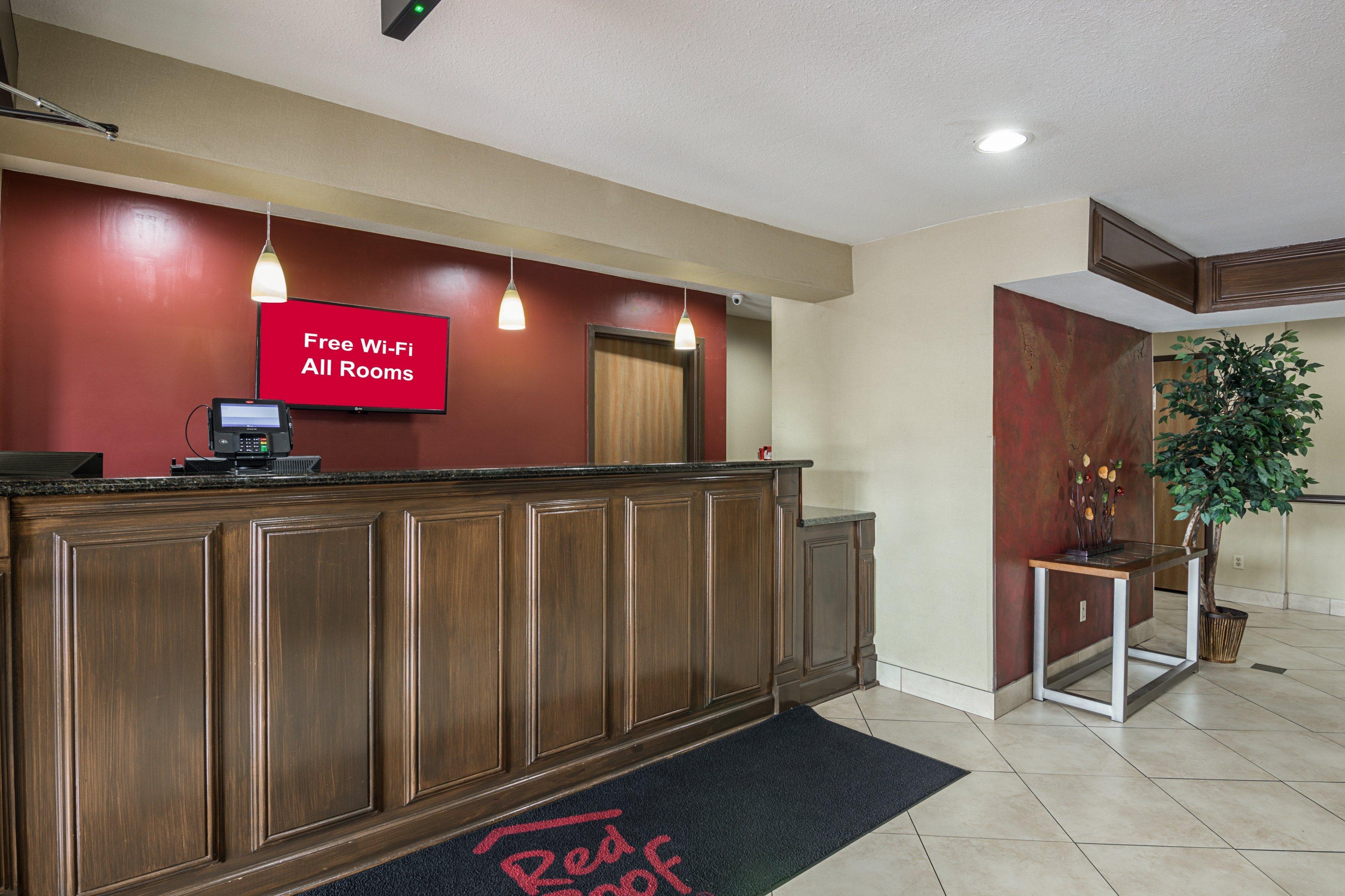 Red Roof Inn & Suites ליטל רוק מראה חיצוני תמונה