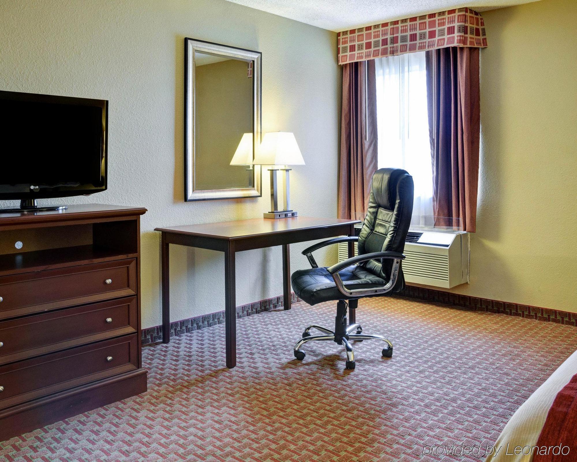 Red Roof Inn & Suites ליטל רוק מראה חיצוני תמונה