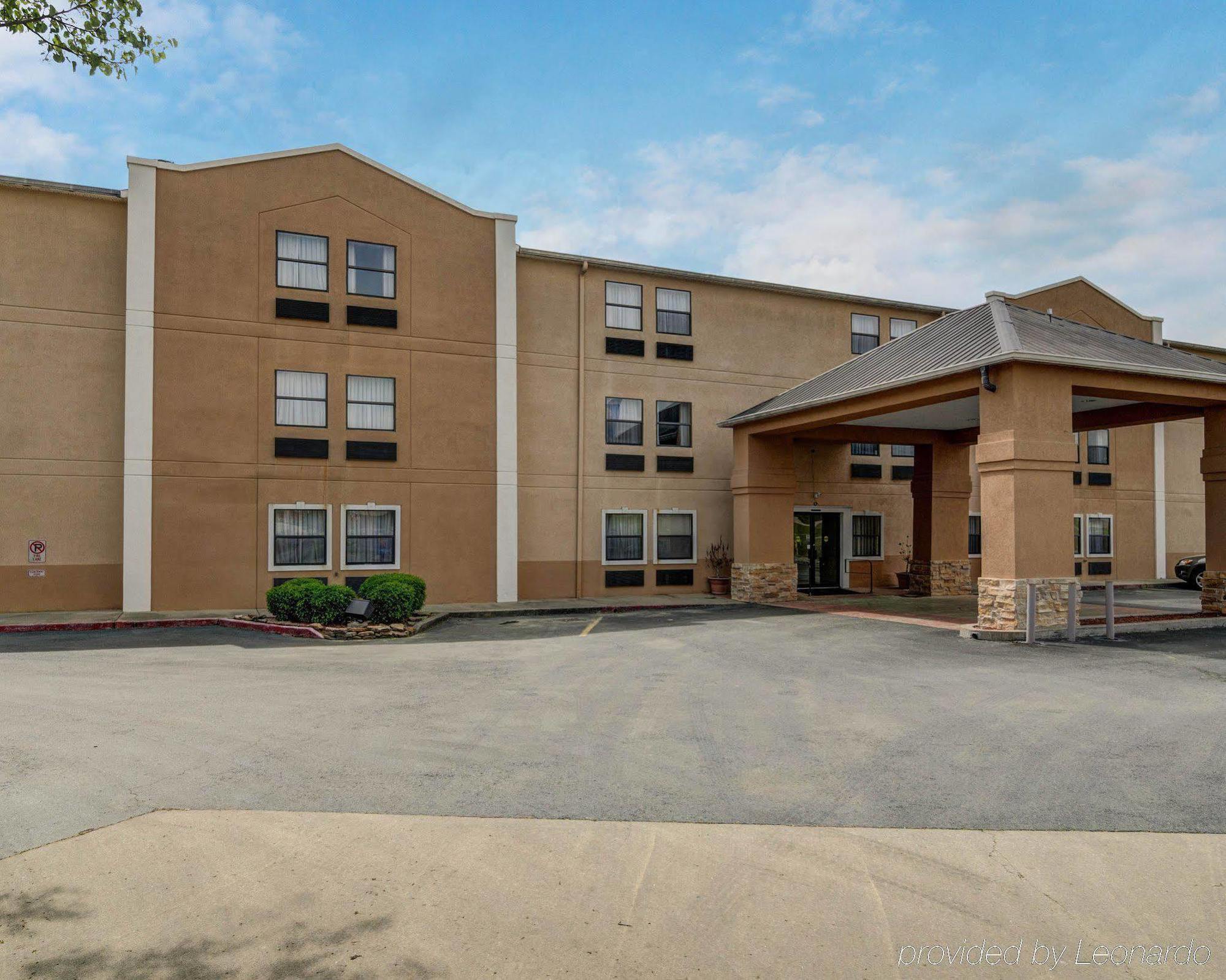 Red Roof Inn & Suites ליטל רוק מראה חיצוני תמונה